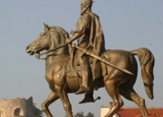 Busti i Skënderbeut në Shkup