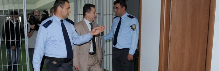 Foto arkiv, Nikolla Gruevski në vitin 2013, kur ka vizituar burgun e Kumanovës